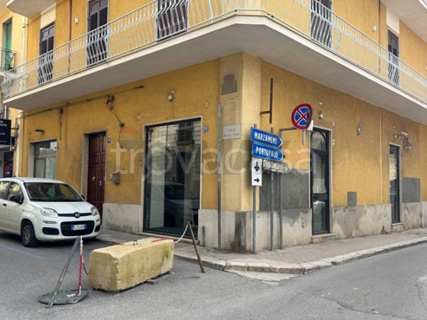 negozio in affitto a Pachino