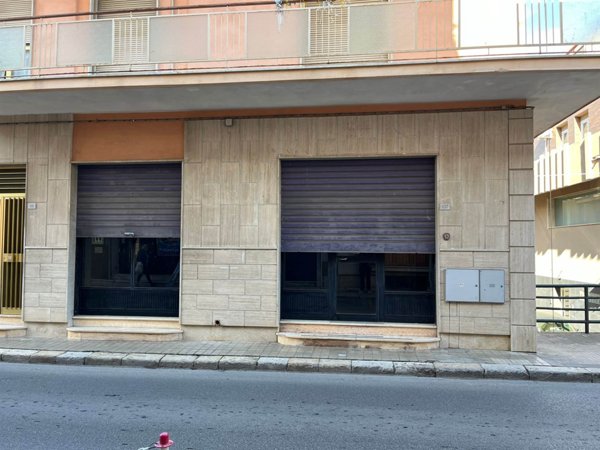 negozio in affitto a Pachino