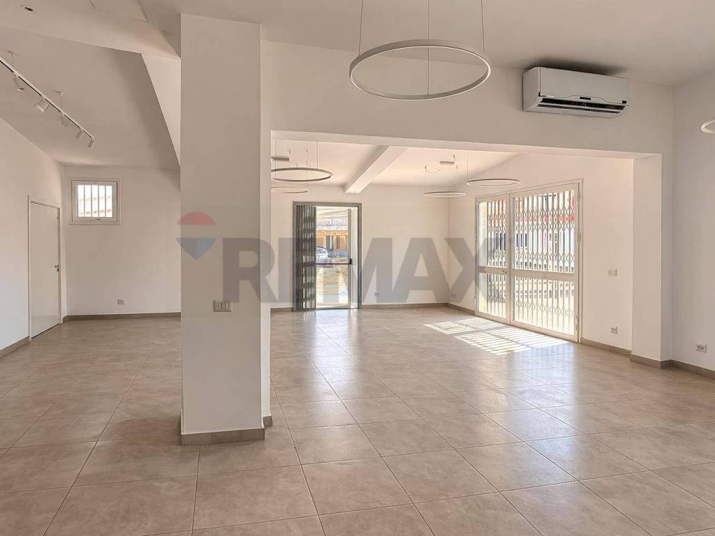 negozio in affitto a Pachino