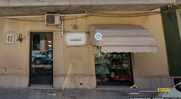 locale commerciale in affitto a Pachino