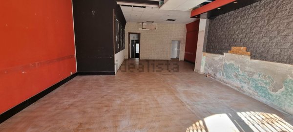 locale commerciale in affitto a Palazzolo Acreide