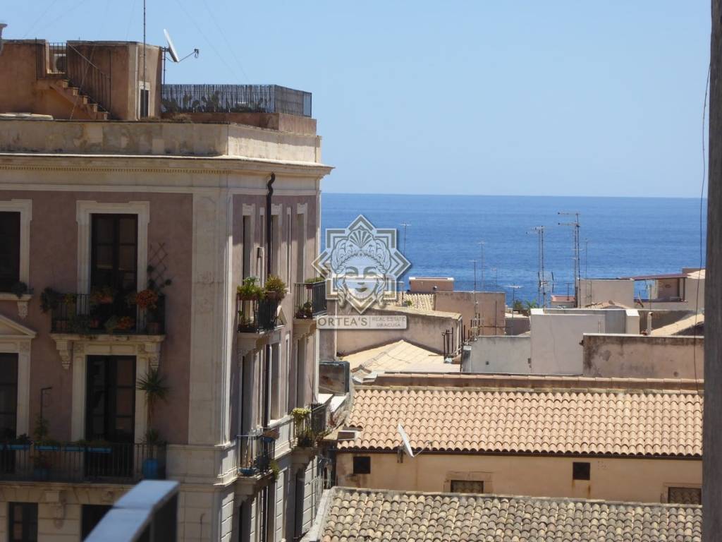 appartamento in affitto a Siracusa in zona Isola Ortigia