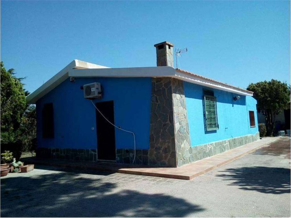 casa indipendente in affitto a Siracusa in zona Isola / Plemmirio