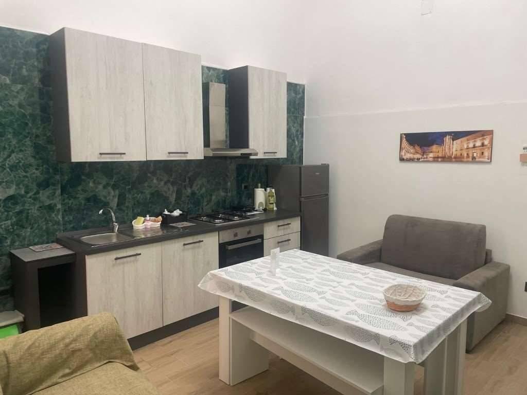 appartamento in affitto a Siracusa in zona Borgata