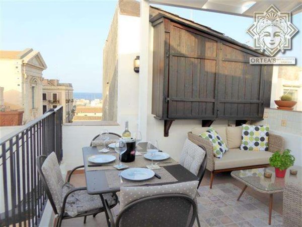 appartamento in affitto a Siracusa in zona Isola Ortigia