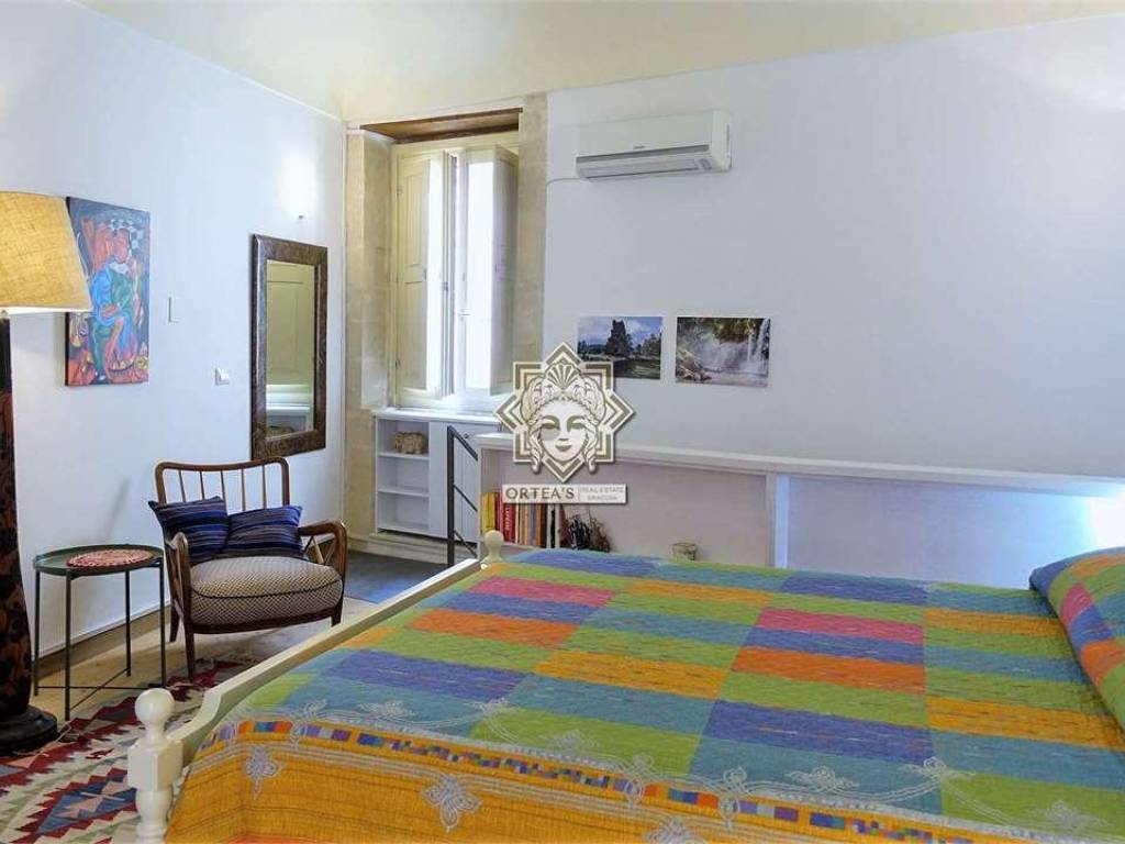 appartamento in affitto a Siracusa in zona Isola Ortigia