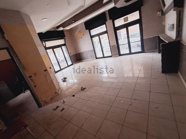 locale commerciale in affitto a Siracusa in zona Centro Città