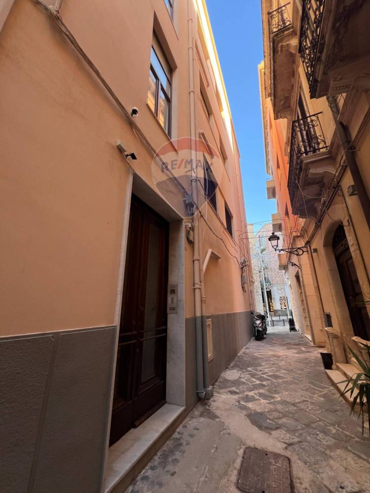 appartamento in affitto a Siracusa in zona Isola Ortigia