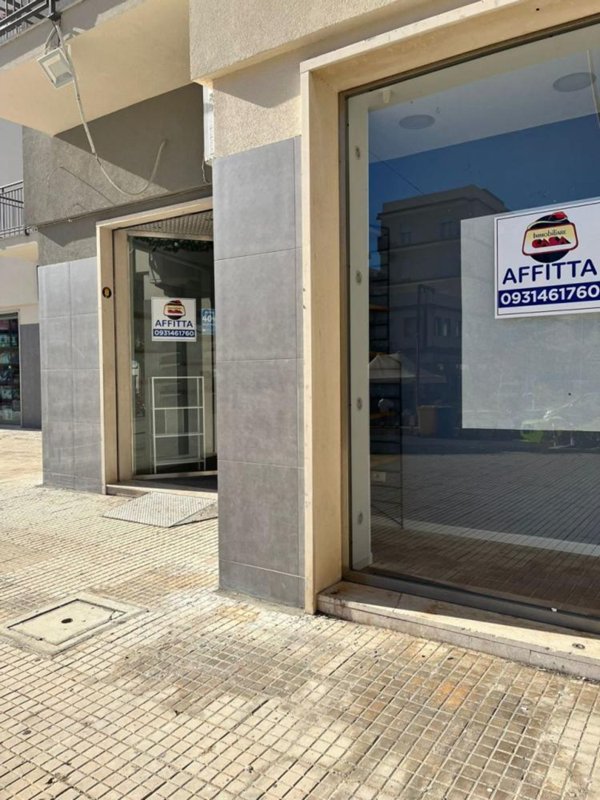 locale commerciale in affitto a Siracusa in zona Centro Città