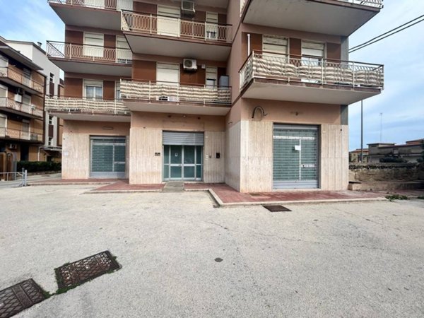 negozio in affitto a Siracusa
