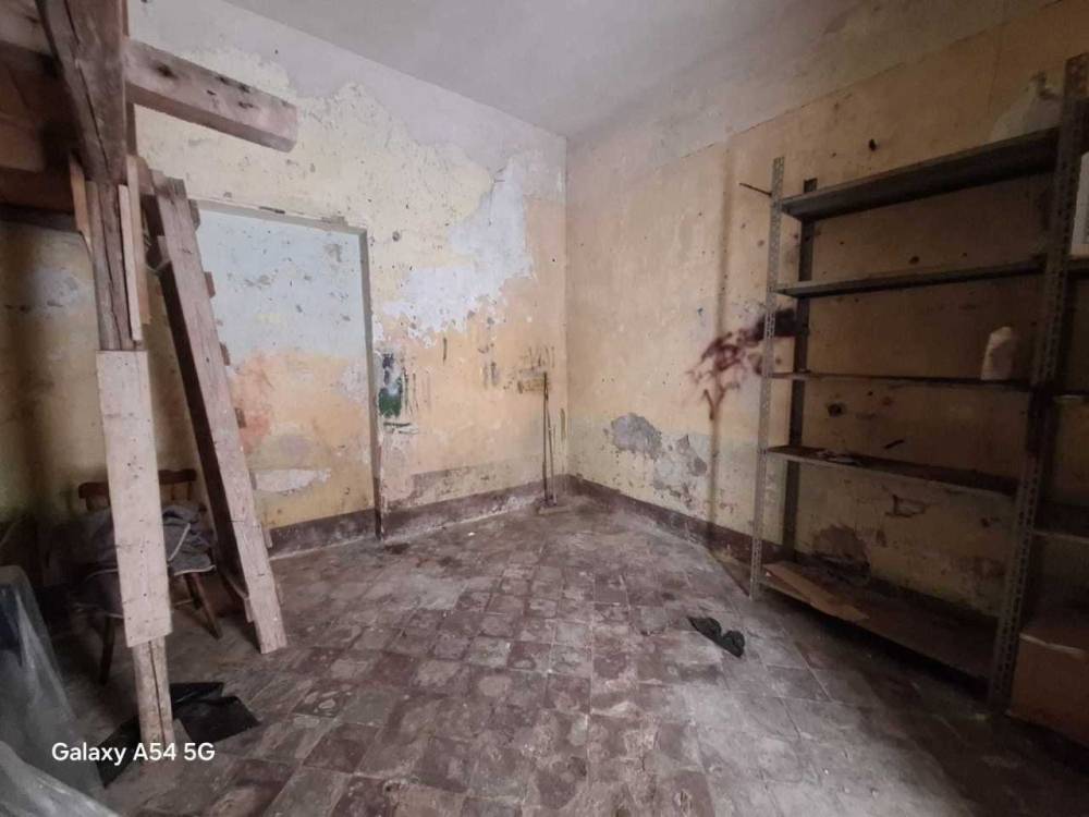 locale di sgombero in affitto a Siracusa in zona Isola Ortigia