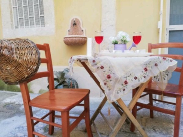 appartamento in affitto a Siracusa in zona Isola Ortigia