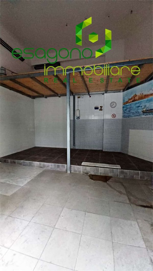 locale commerciale in affitto a Siracusa in zona Centro Città