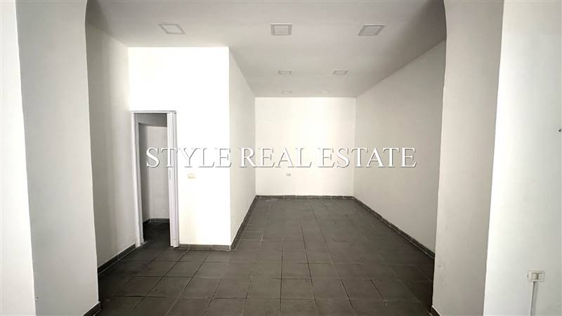 negozio in affitto a Siracusa in zona Isola Ortigia