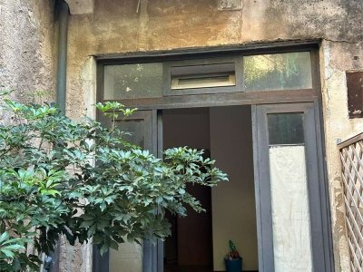 locale di sgombero in affitto a Siracusa in zona Isola Ortigia