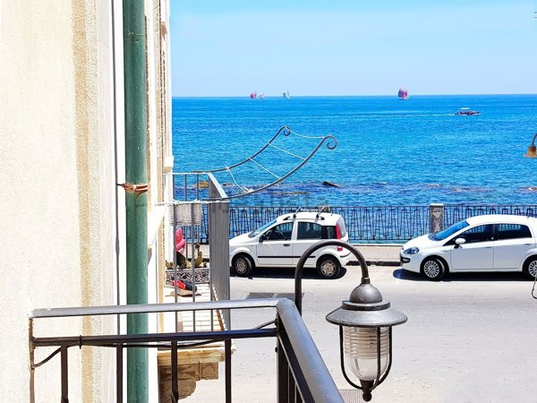 appartamento in affitto a Siracusa in zona Isola Ortigia