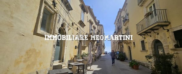 appartamento in affitto a Siracusa in zona Isola Ortigia