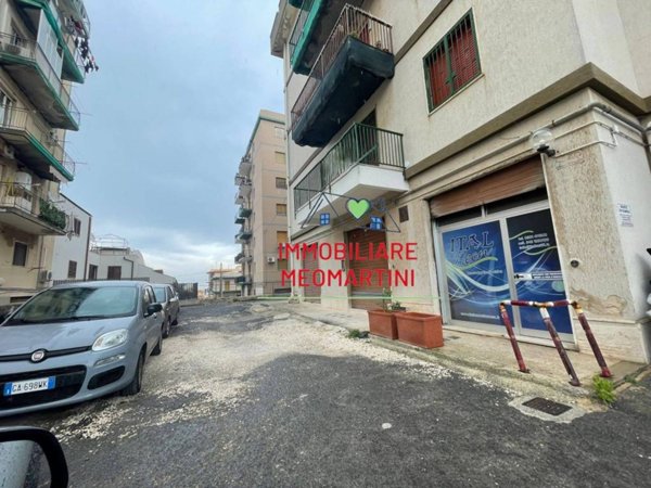 negozio in affitto a Siracusa in zona Grottasanta