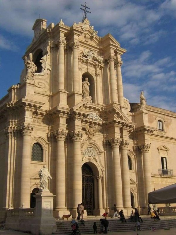 appartamento in affitto a Siracusa in zona Isola Ortigia