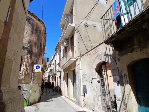appartamento in affitto a Siracusa in zona Isola Ortigia