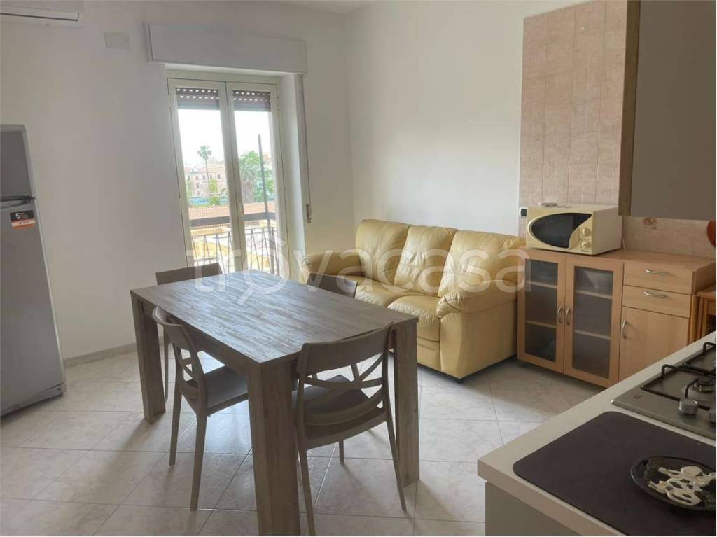 appartamento in affitto a Siracusa in zona Borgata