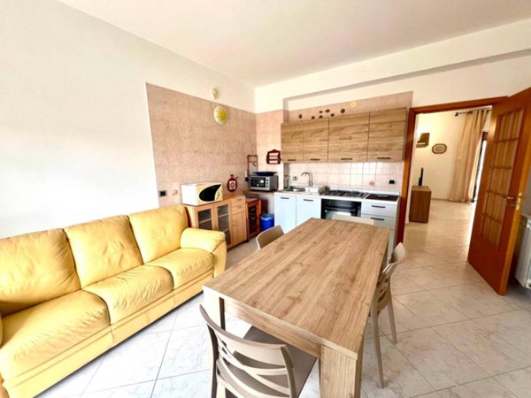 appartamento in affitto a Siracusa in zona Borgata