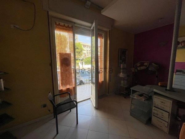 negozio in affitto a Siracusa in zona Grottasanta