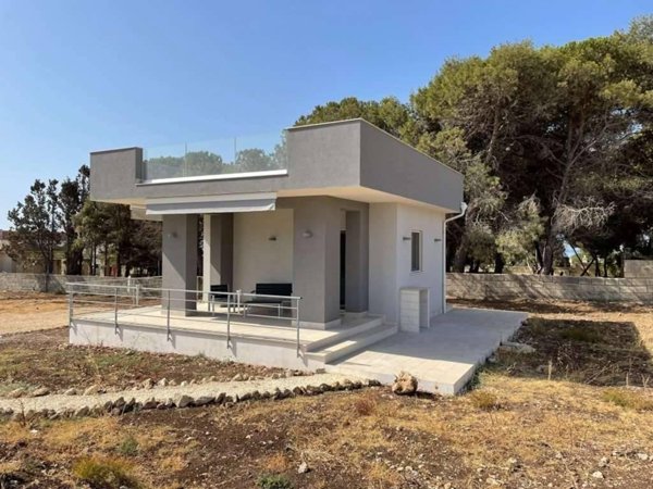 casa indipendente in affitto a Siracusa in zona Isola / Plemmirio