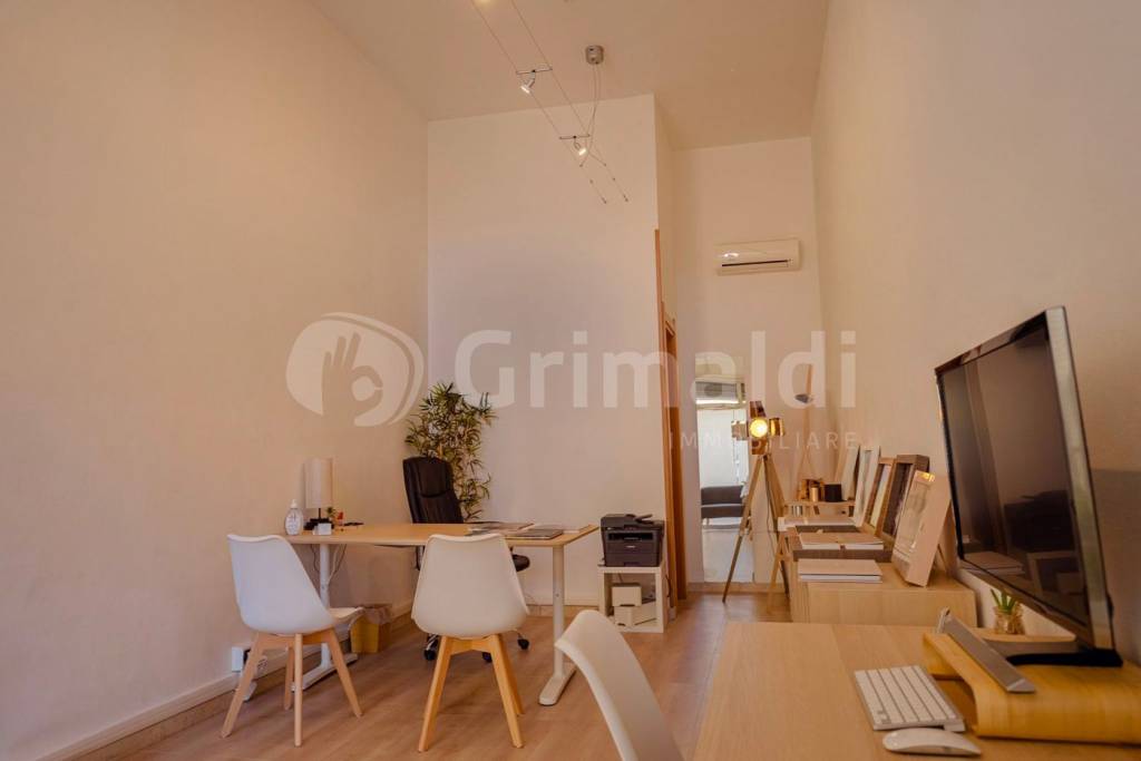 locale commerciale in affitto a Siracusa in zona Scala Greca