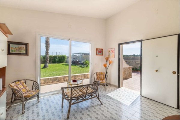 casa indipendente in affitto a Siracusa in zona Isola / Plemmirio