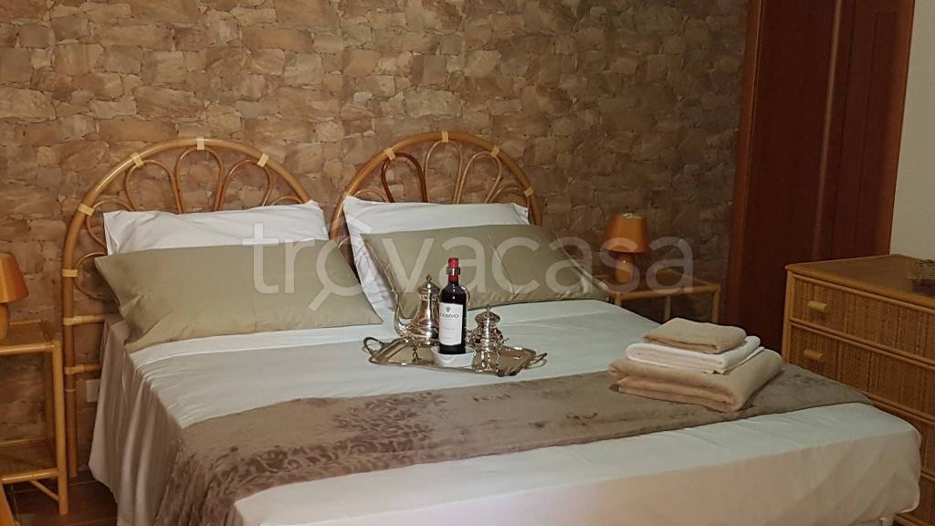 casa indipendente in affitto a Siracusa in zona Fontane Bianche