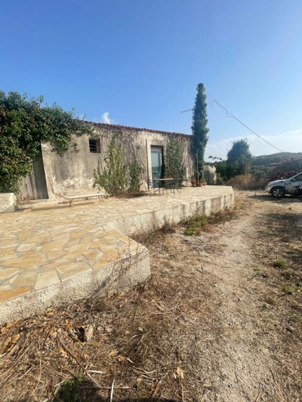 casa indipendente in affitto a Siracusa in zona Isola / Plemmirio