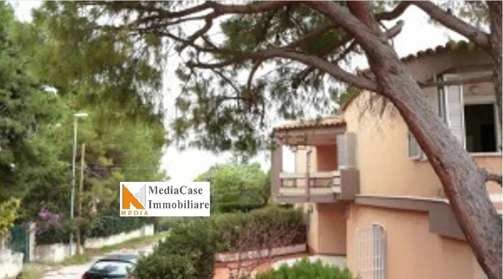 casa indipendente in affitto a Siracusa in zona Fontane Bianche