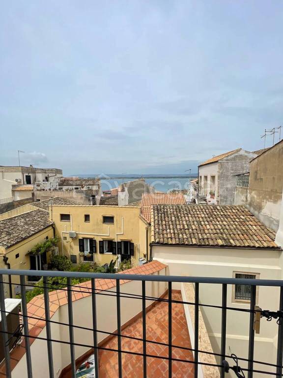 appartamento in affitto a Siracusa in zona Isola Ortigia