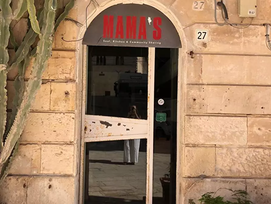 negozio in affitto a Siracusa in zona Isola Ortigia