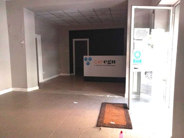 negozio in affitto a Siracusa in zona Borgata