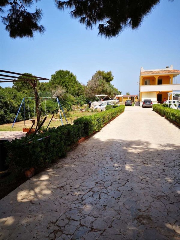 appartamento in affitto a Siracusa in zona Isola / Plemmirio