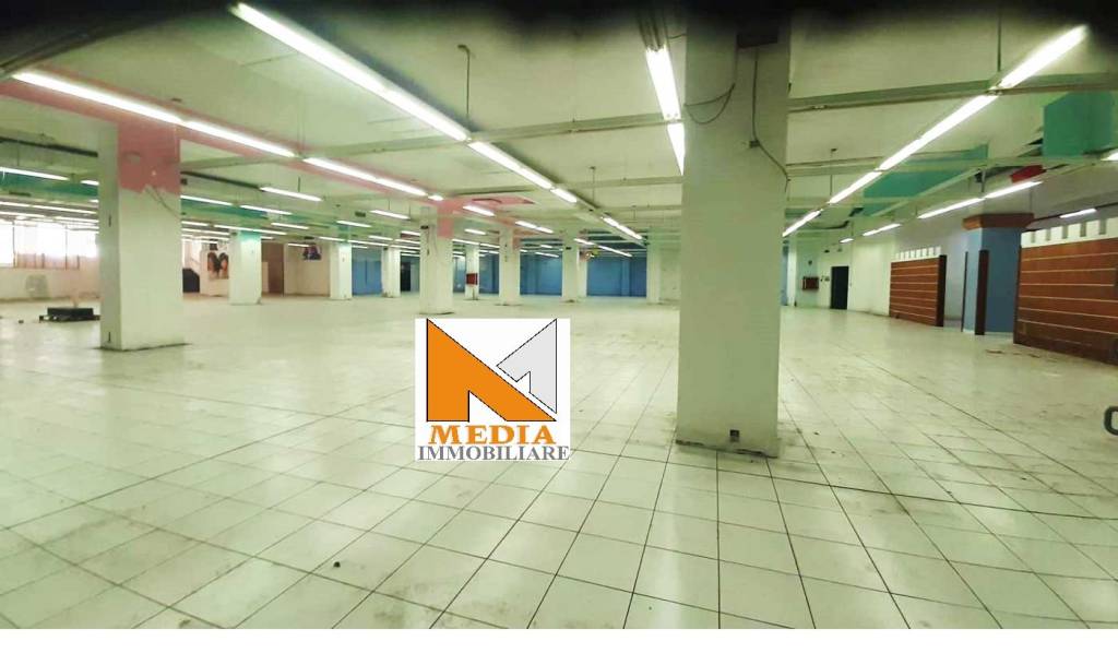 negozio in affitto a Siracusa in zona Centro Città