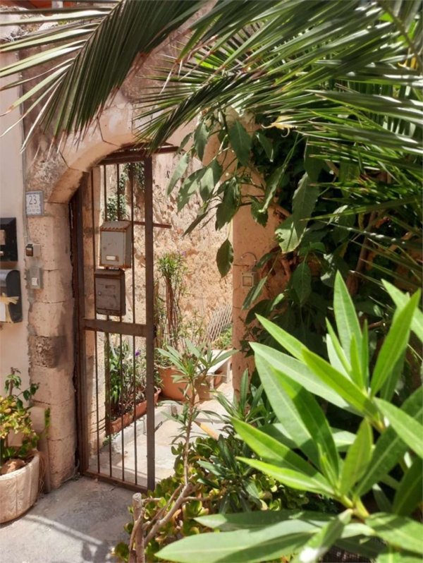 appartamento in affitto a Siracusa in zona Isola Ortigia