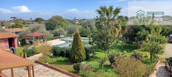 casa indipendente in affitto a Siracusa in zona Fontane Bianche