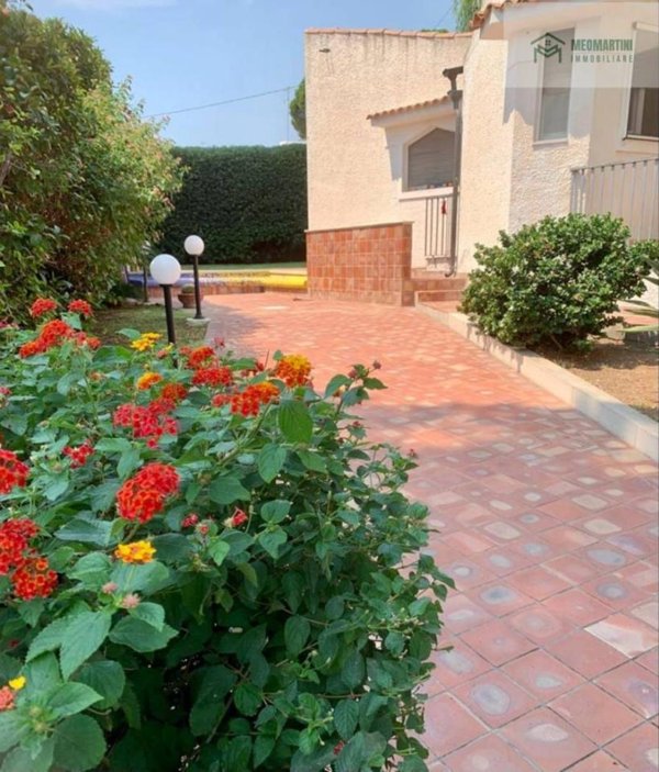 casa indipendente in affitto a Siracusa in zona Fontane Bianche