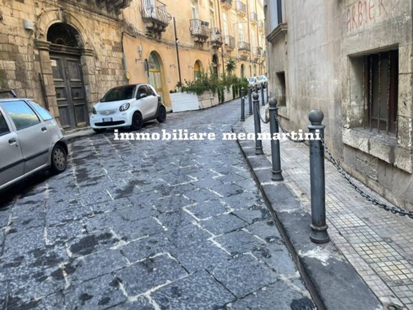 appartamento in affitto a Siracusa in zona Isola Ortigia
