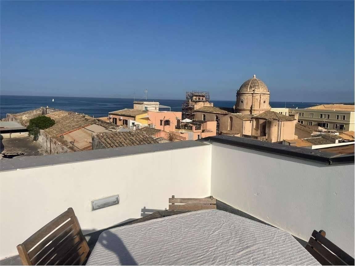 appartamento in affitto a Siracusa in zona Isola Ortigia