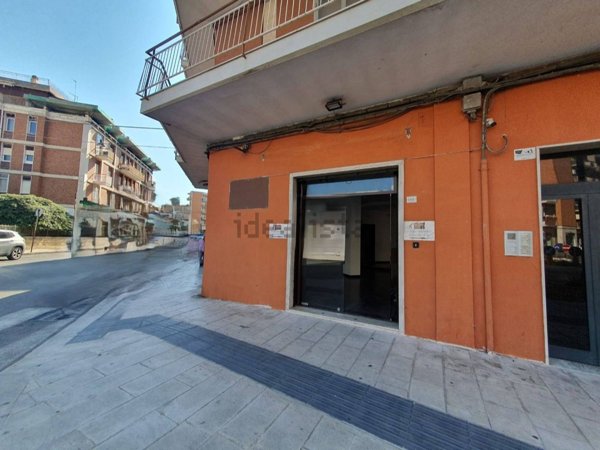 locale commerciale in affitto a Siracusa