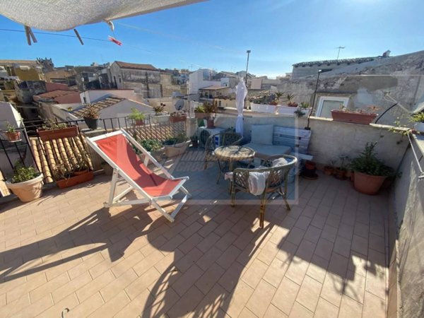 casa indipendente in affitto a Siracusa in zona Isola Ortigia