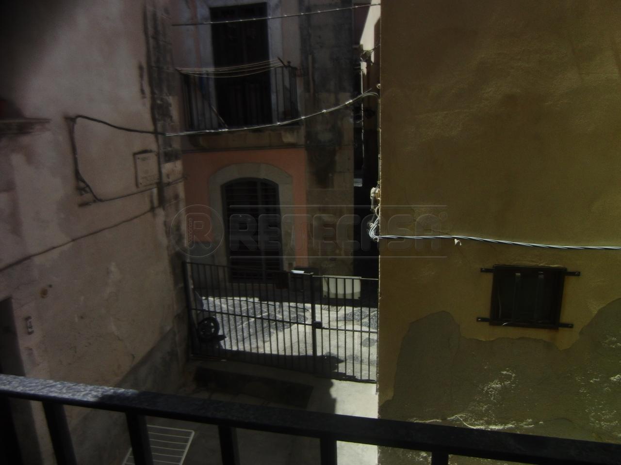 appartamento in affitto a Siracusa in zona Isola Ortigia