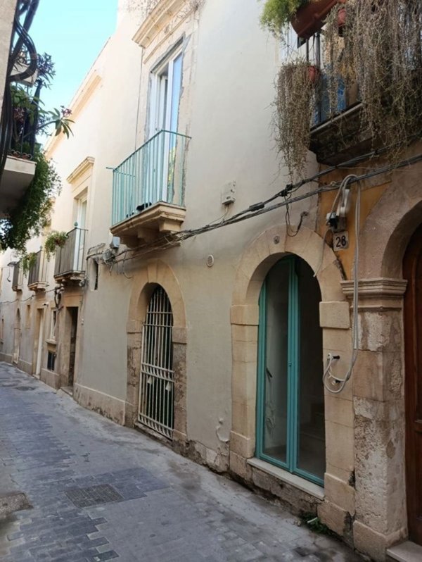 appartamento in affitto a Siracusa in zona Isola Ortigia