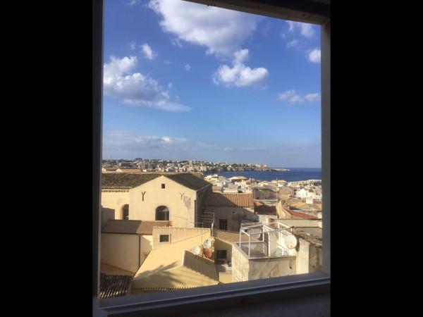 appartamento in affitto a Siracusa in zona Isola Ortigia