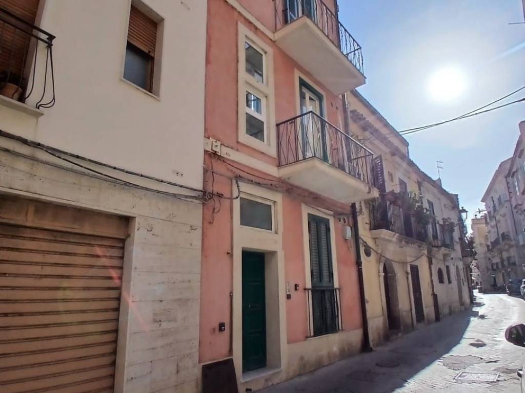 appartamento in affitto a Siracusa in zona Isola Ortigia