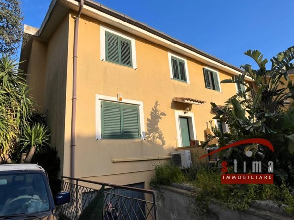casa indipendente in affitto a Siracusa in zona Belvedere
